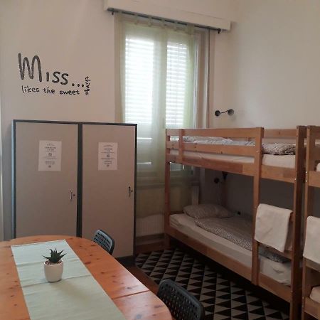 East Side Hostel Budapest Exterior photo
